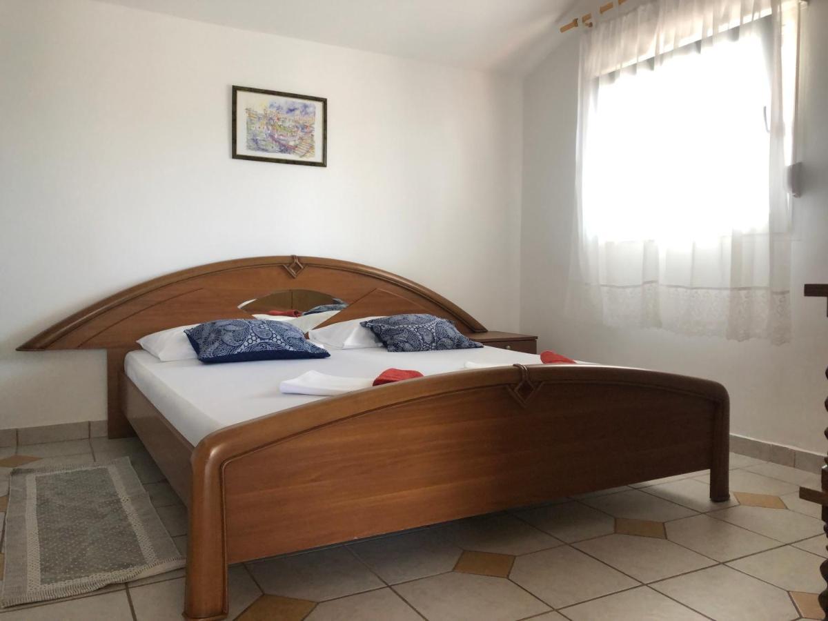 Apartments Marija Vir Exterior photo