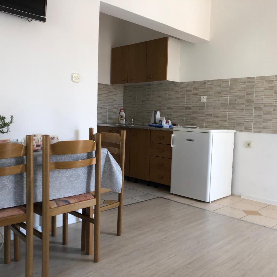 Apartments Marija Vir Exterior photo
